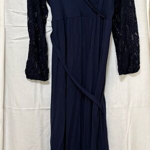 Chic Long Sleeve Navy Dress with Lace Detail